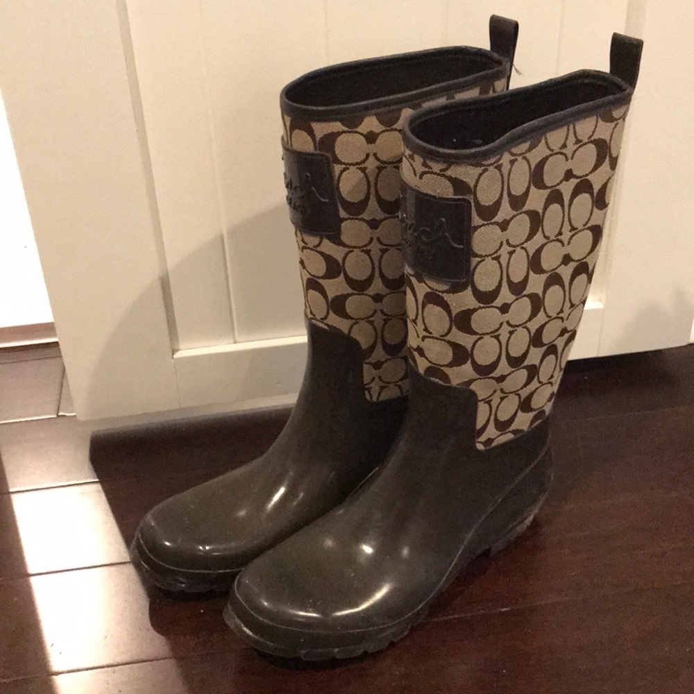Size 10 rain boots